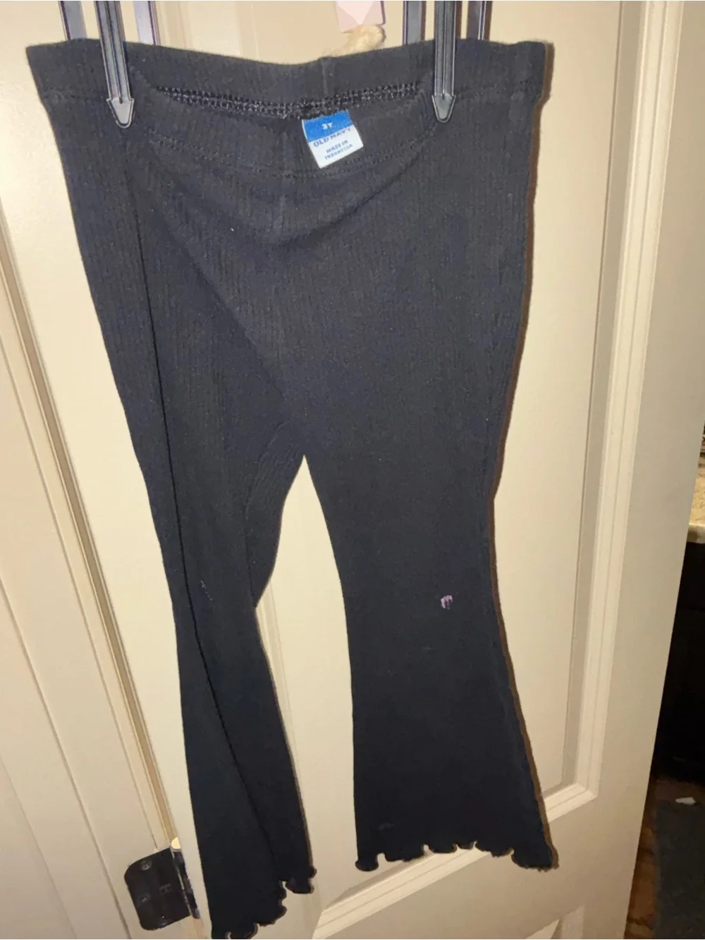Old Navy Toddler Girls 3T Leopard Top & Black Flared Leggings Outfit Set